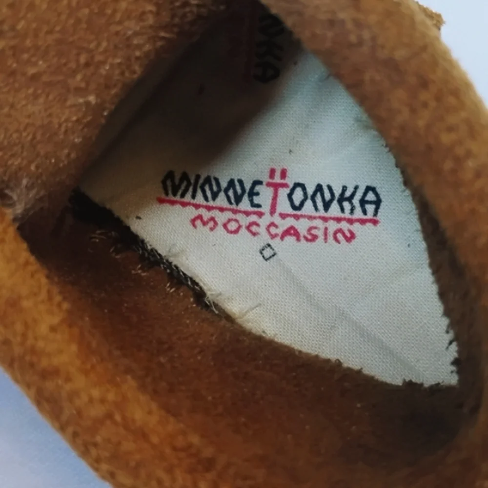 MinneTonka Braid Bootie Babys & Infants Brown Suede Kids Moccasins Padded Insole